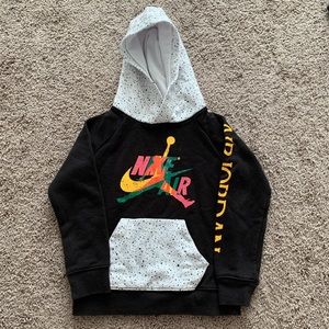 Nike hoodie size 3-4T